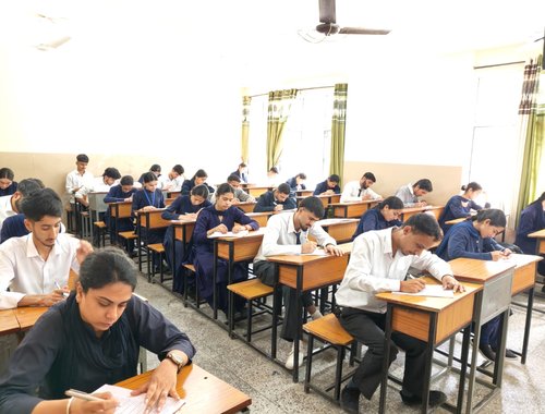 सहकारी सप्ताह समारोह -प्रश्नोत्तरी प्रतियोगिता , जिला शिक्षा एवं प्रशिक्षण संस्थान (डी.आई.ई.टी.), घनाहट्टी, तहसील शिमला