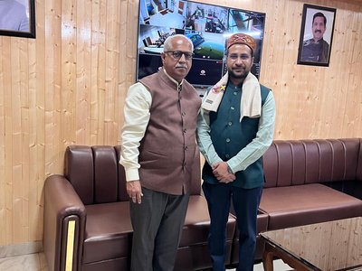 त्रिभुवन सहकारी विश्वविद्यालय से संबद्धता के लिए निरीक्षण दल ने हिमकोफैड के प्रशिक्षण संस्थानों का किया निरीक्षण