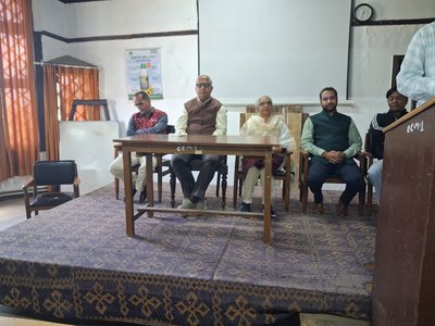त्रिभुवन सहकारी विश्वविद्यालय से संबद्धता के लिए निरीक्षण दल ने हिमकोफैड के प्रशिक्षण संस्थानों का किया निरीक्षण